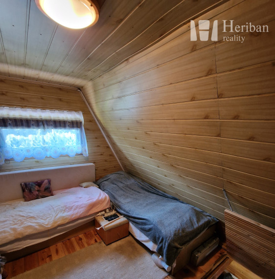 celoročne obývateľná chata + 3,8ár.pozemok, Veľká Lodina