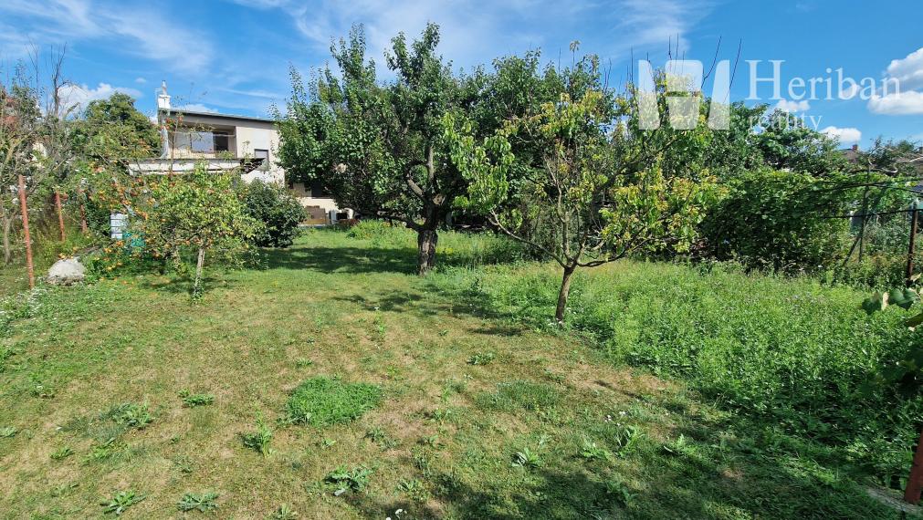 5-izb.rodinný dom s 7,6 ár.pozemkom, obec Nižná Hutka