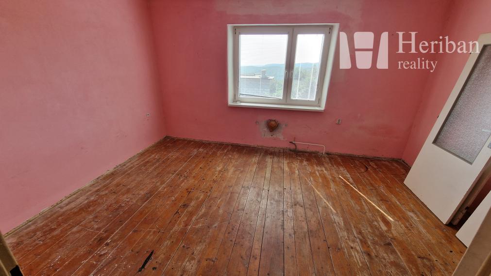 PREDANÉ: Rodinný dom, 9,9á pozemok, Vyšný Klátov, Košice-okolie