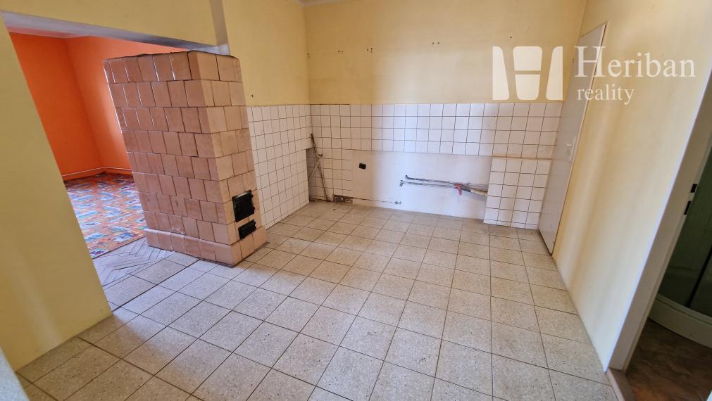 PREDANÉ: Rodinný dom, 9,9á pozemok, Vyšný Klátov, Košice-okolie