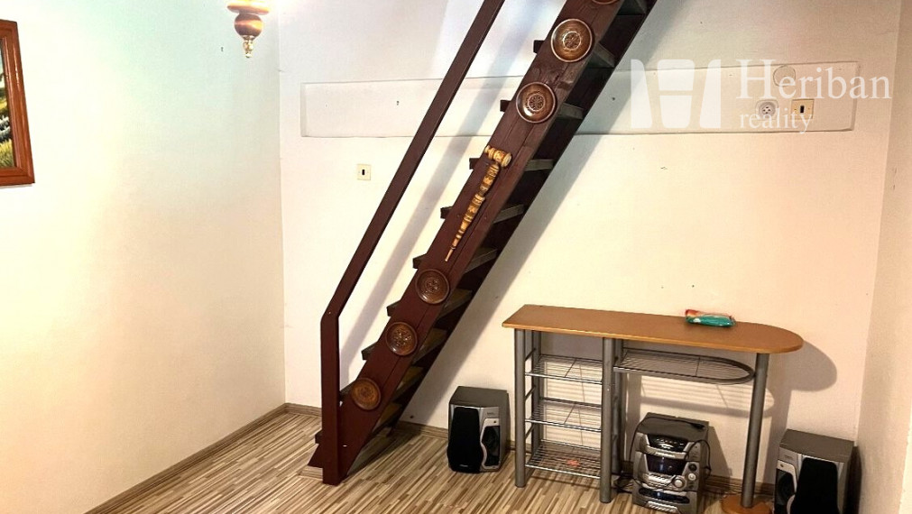 PREDANÉ: Murovaná chata, 4ár.pozemok, Nižný Klátov