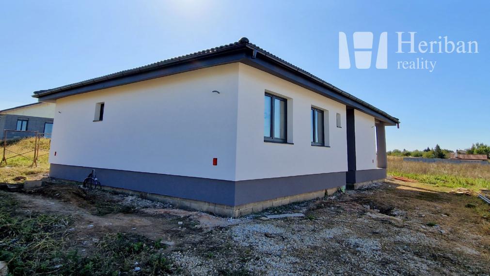 NOVOSTAVBA, 4-izb.rodinný dom s 5,4ár.pozemkom, obec Cestice, KE-Okolie