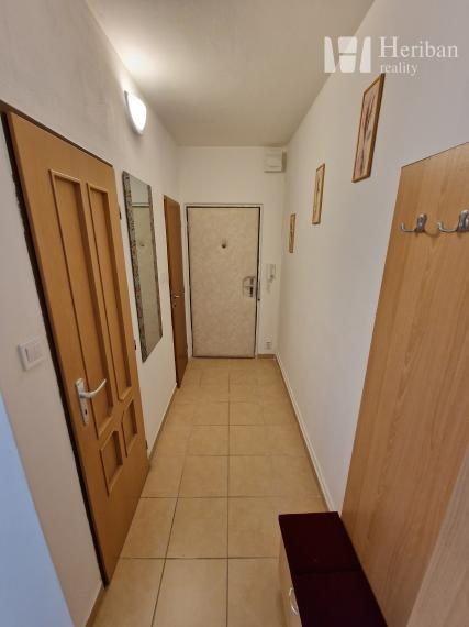 1-izb.byt, 36m2, zrekonštruovaný, Muškátova ul, Západ-Terasa