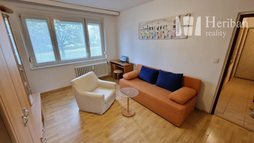 1-izb.byt, 36m2, zrekonštruovaný, Muškátova ul, Západ-Terasa