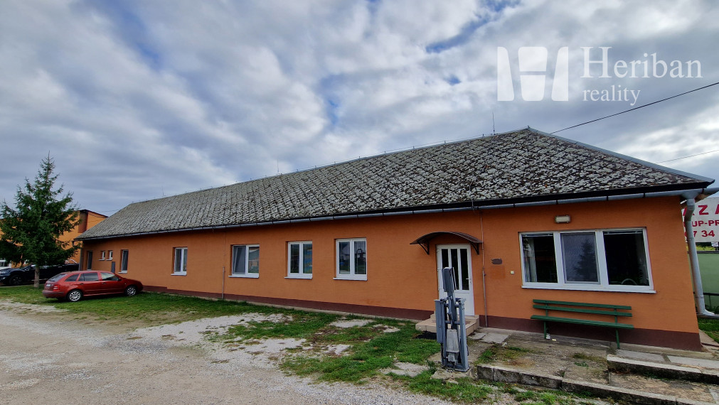 Admin.budovy + sklady, 65 ár.pozemok, k.ú. Mokrance/Moldava nad Bodvou