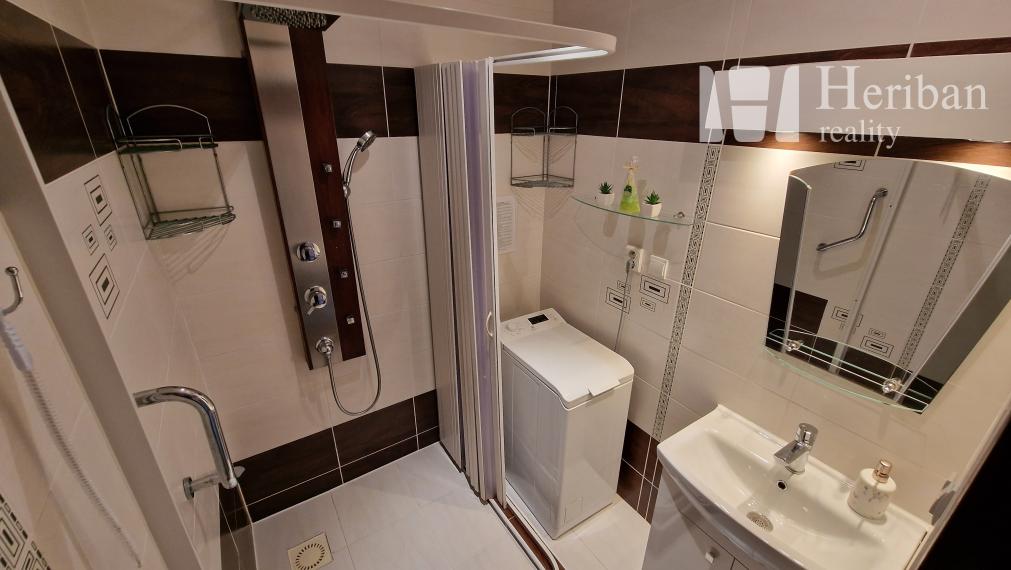 2-izb.byt, 50m2, 2.p/10, Orgovánová ul, Západ-Terasa