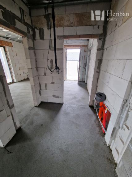 NOVOSTAVBA, 4-izb.rodinný dom s 5,4ár.pozemkom, obec Cestice, KE-Okolie