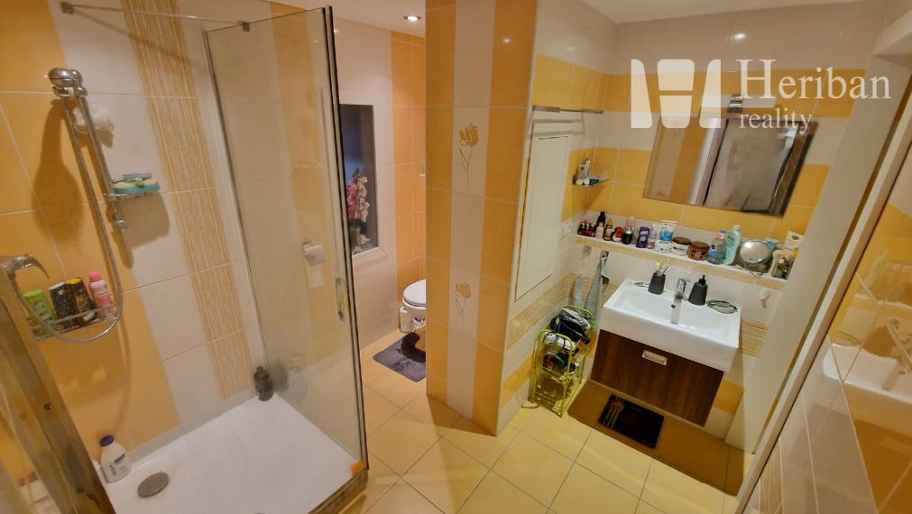 1 izb.byt s logiou,42m2,rek. a zariadený,Maurerova ul, Furča