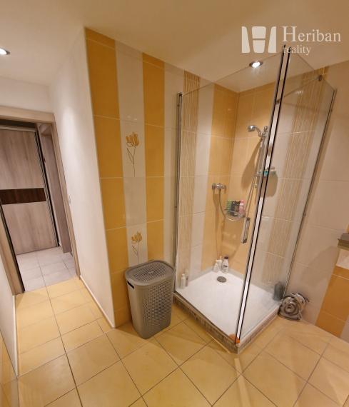 1 izb.byt s logiou,42m2,rek. a zariadený,Maurerova ul, Furča