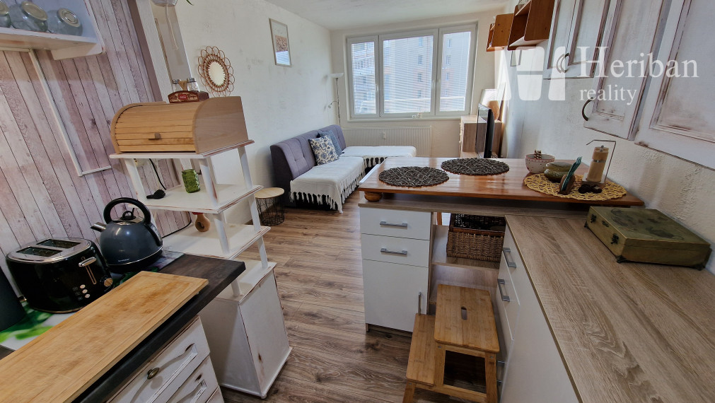 1,5-izb.byt, 42m2, zariadený, Sputnikova ul, KE-Nad Jazerom