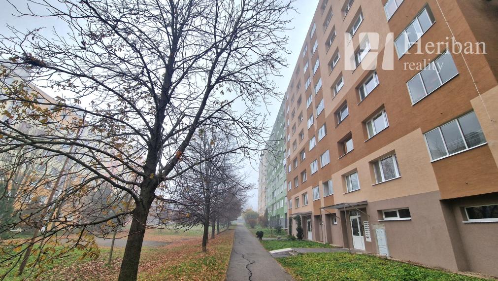 3-izb.byt s logiou,70m2, rekonštr.,Čordákova ul, KE-časť KVP