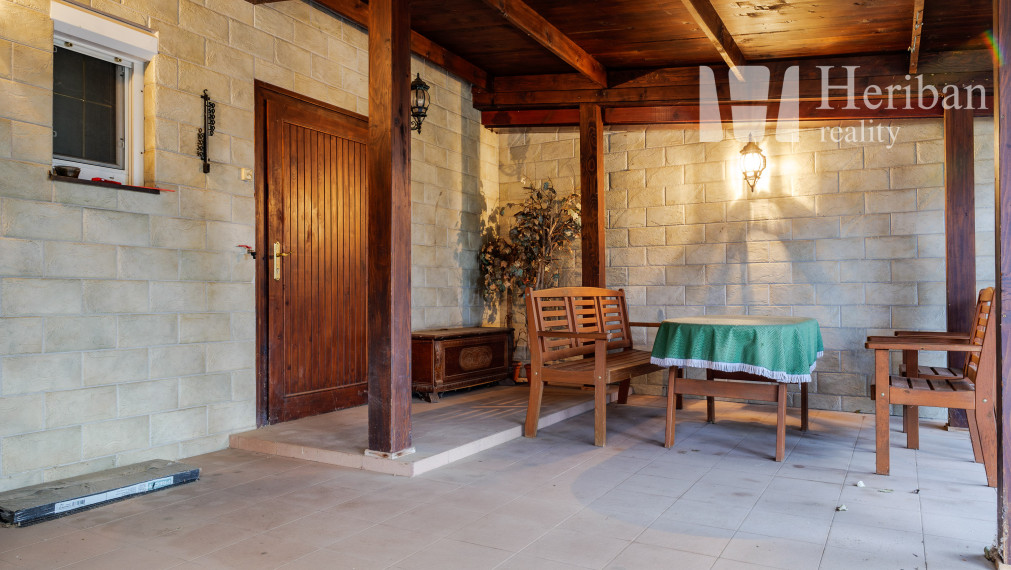 4-izb.rodinný dom s 6,2 ár.pozemkom, Diamantová ul, Ke-Západ