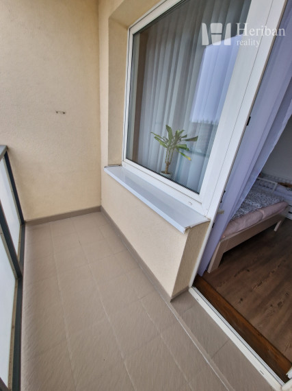 4-izb byt s logiou, rekonštr., 79m2, Ladožská ul, KE-Jazero