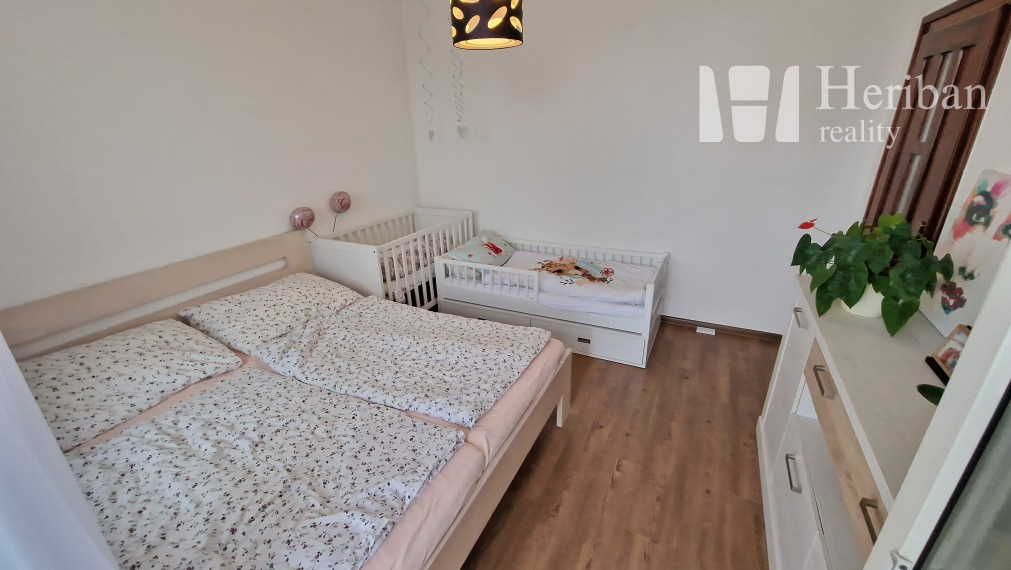 4-izb byt s logiou, rekonštr., 79m2, Ladožská ul, KE-Jazero