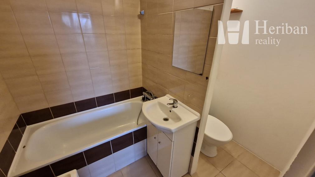 Na predaj: 2-izb.byt s logiou, 51m2, Drábova ul, KE-časť KVP