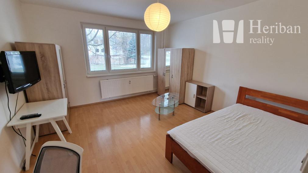 Na predaj: 2-izb.byt s logiou, 51m2, Drábova ul, KE-časť KVP