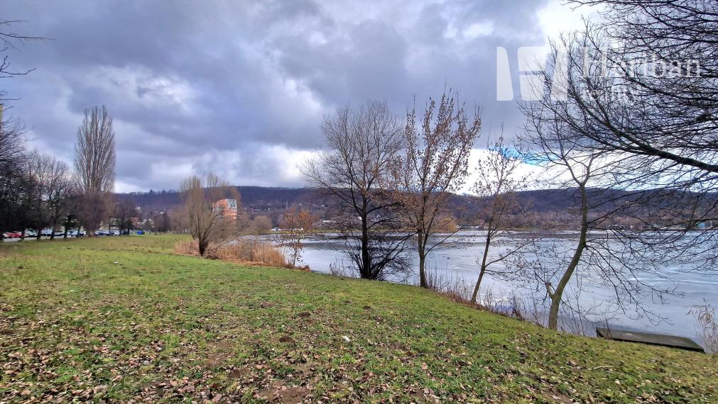 2-izb.byt, 50m2, rekonštr., Čiernomorská ul, KE-Nad Jazerom