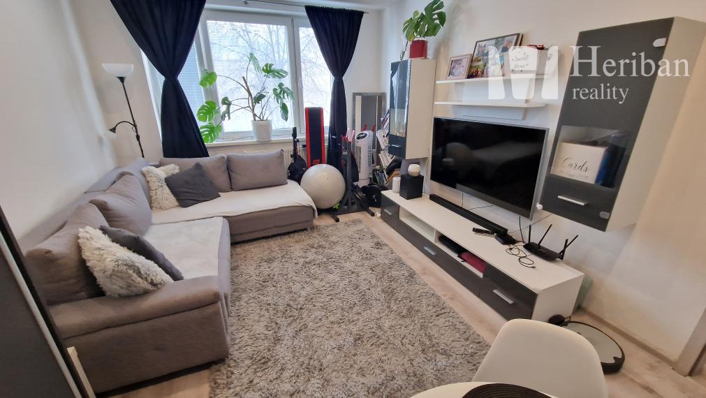 2-izb.byt, 50m2, rekonštr., Čiernomorská ul, KE-Nad Jazerom