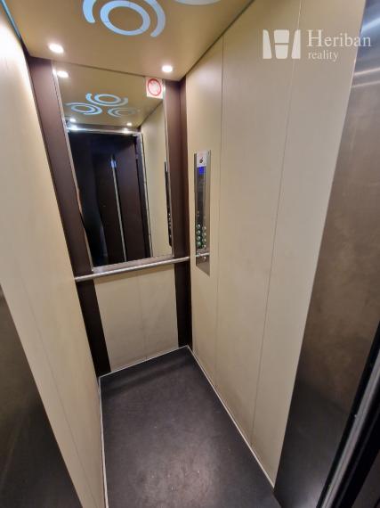 1,5 izb.byt, 41m2, rekonšt., zariadený, Kežmarská ul, Terasa