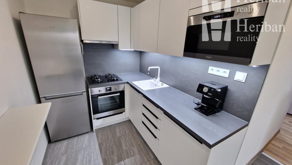 1,5 izb.byt, 41m2, rekonšt., zariadený, Kežmarská ul, Terasa