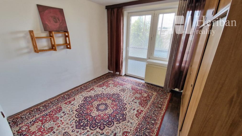 Na prenájom: 3 izb.byt, 84m2, Kremnická ul, Západ-Terasa