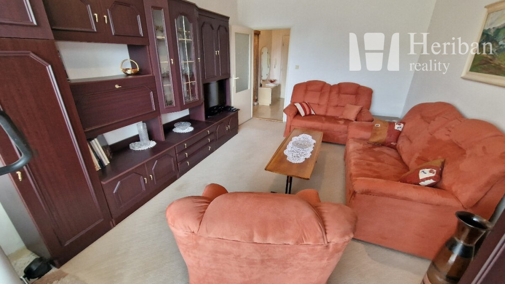 3 izb.byt s logiou, 67m2,zariadený, Karpatská ul,Staré Mesto