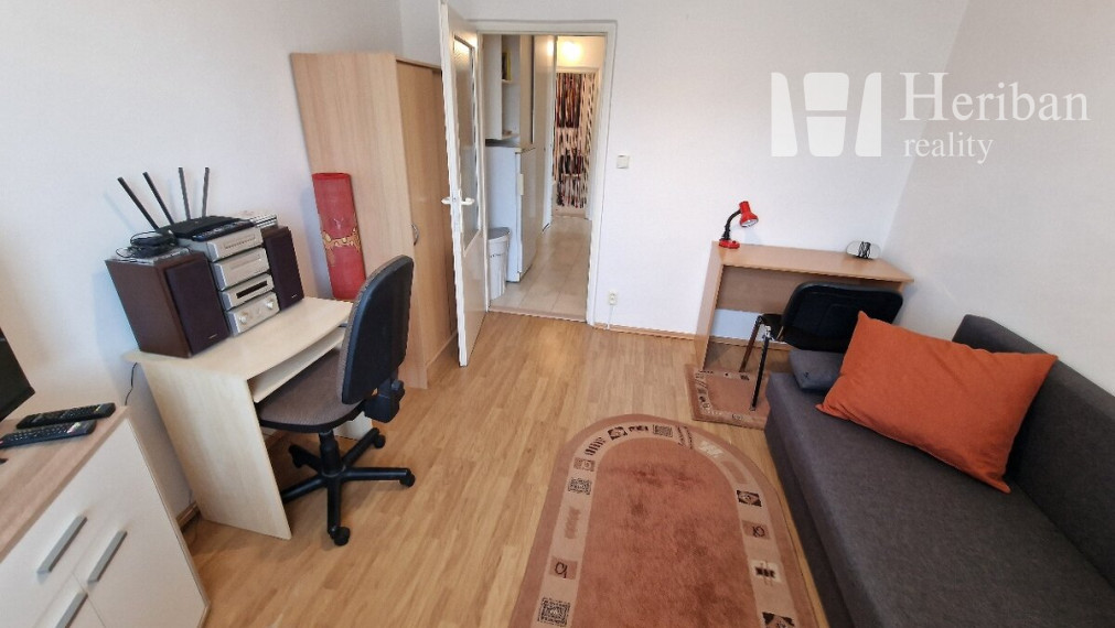 3 izb.byt s logiou, 67m2,zariadený, Karpatská ul,Staré Mesto