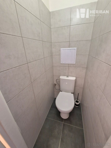 2(3) izb.tehl.byt, 2balkóny, 78m2,Komenského ul, Staré Mesto