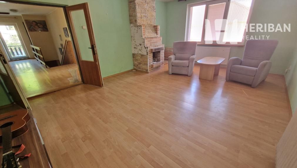 Na predaj priestranný 6-izbový dom blízko Košíc,Nižný Klátov, Košice-okolie