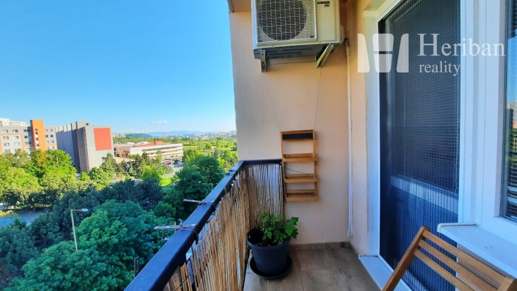 3-izb.byt s logiou, 72m2, 7.p/8, rekonštr., Bruselská ul, KE-Ťahanovce