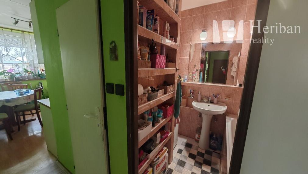 Na predaj:4-izb.byt s 6m logiou, Irkutská ul, KE-Nad Jazerom