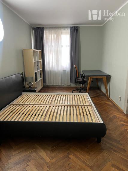 3 izb.byt, 82m2, Bajzova ul, pri Auparku, KE-Stredné Mesto