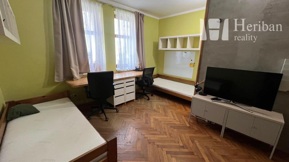 3 izb.byt, 82m2, Bajzova ul, pri Auparku, KE-Stredné Mesto