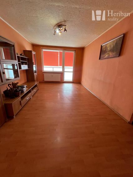 Na predaj: 3-izb.byt s 2 logiami, 64m2, Ždiarska ul, KE-Nad Jazerom