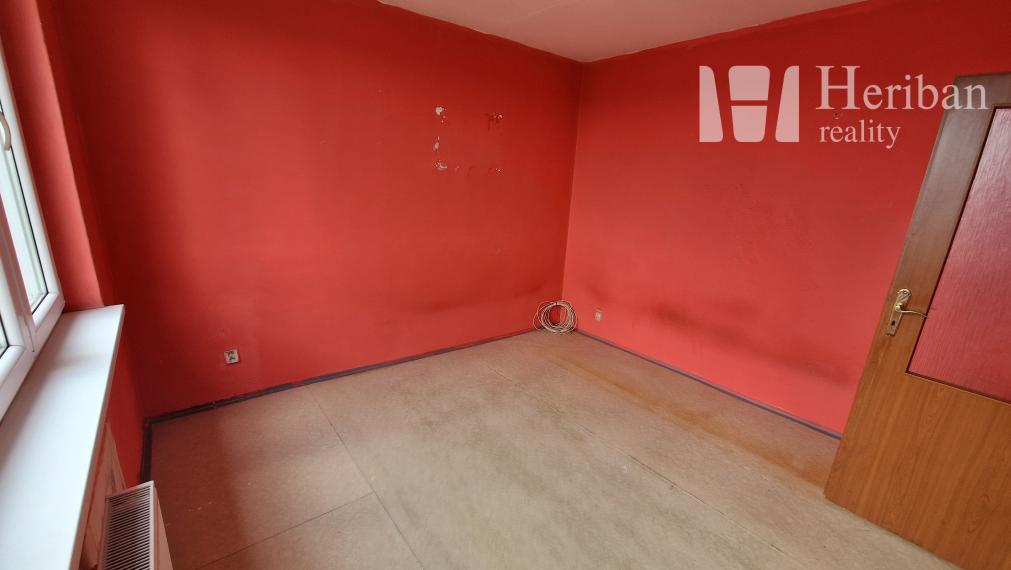 Na predaj: 3-izb.byt s 2 logiami, 64m2, Ždiarska ul, KE-Nad Jazerom