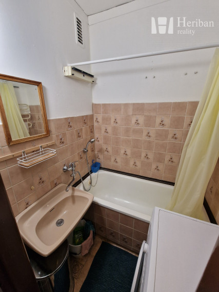 1izb.tehl.byt, 38m2, Tyršovo nábrežie, KE-Staré Mesto