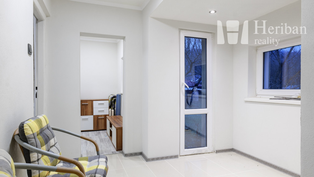 PREDAJ ZNÍŽENÁ CENA - Murovaná chata, 2,4 ár.  Myslava Maša