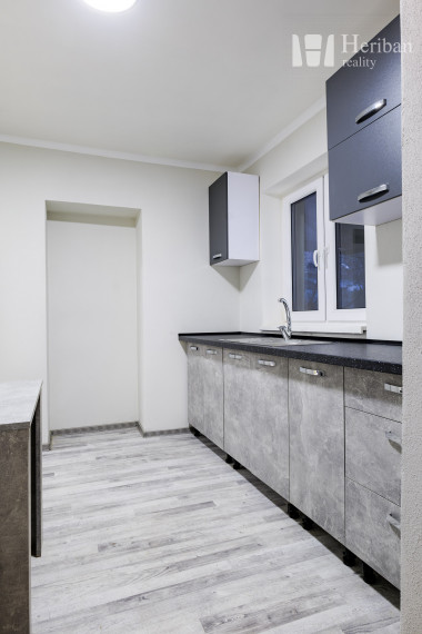 PREDAJ ZNÍŽENÁ CENA - Murovaná chata, 2,4 ár.  Myslava Maša