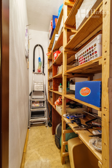 2-izb.byt s logiou, 49m2, 3.p., Titogradská ul, KE-časť KVP