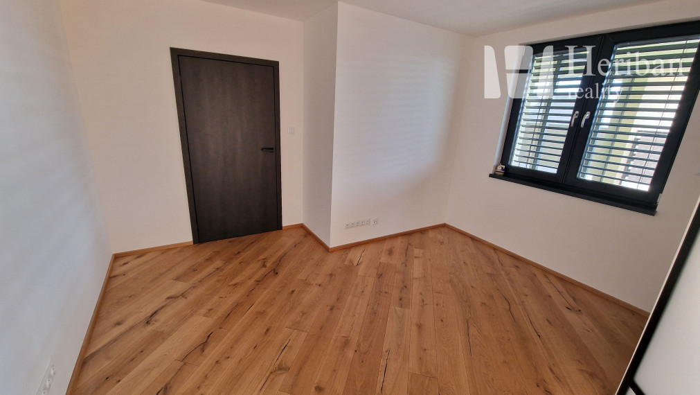 4-izb.byt, 111m2+75m2 terasa, St.Spišská cesta, KE-Sever