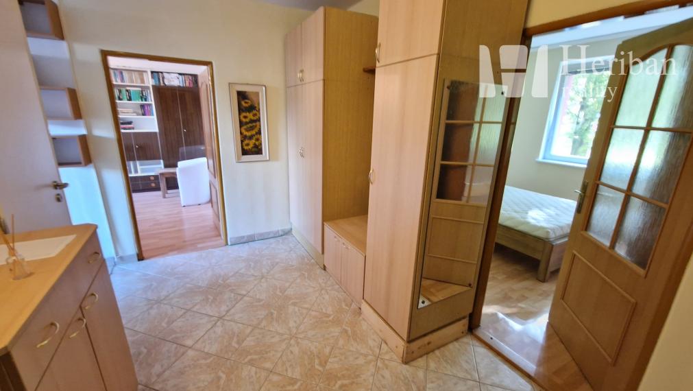 Na predaj: 3-izb.byt, 66m2, Humenská ul, Západ-Terasa