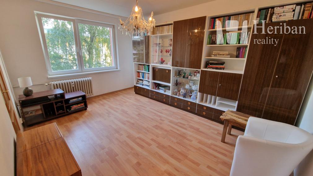 Na predaj: 3-izb.byt, 66m2, Humenská ul, Západ-Terasa