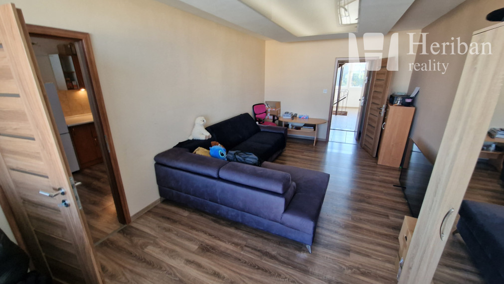 veľký 1 izb.byt s 6m logiou, 42m2, rekonštr., Tokajícká ul,  Ke-Furča