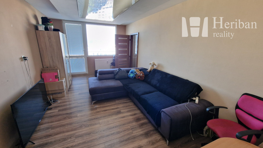 veľký 1 izb.byt s 6m logiou, 42m2, rekonštr., Tokajícká ul,  Ke-Furča