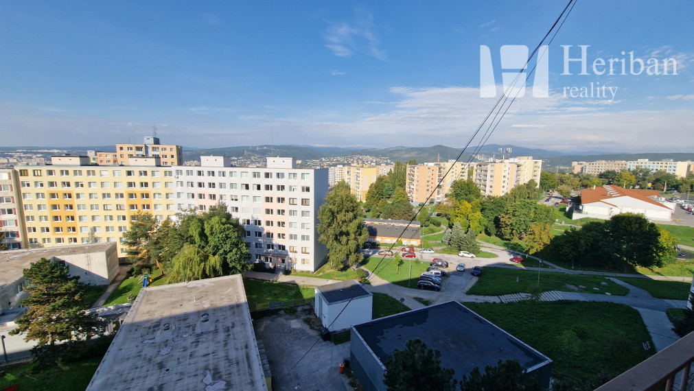 veľký 1 izb.byt s 6m logiou, 42m2, rekonštr., Tokajícká ul,  Ke-Furča