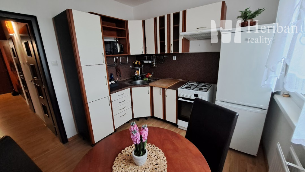 3-izb.byt s logiou, 73,8m2, 6.p/12, Toryská ul, Západ-Terasa