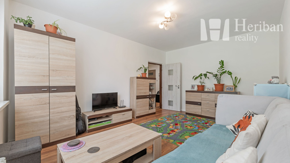 3-izb.byt s logiou,68m2, rekonštr,Orgovánová ul,Západ-Terasa