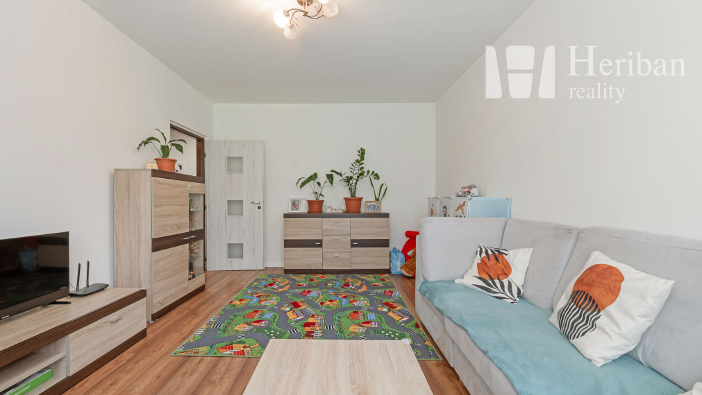 3-izb.byt s logiou,68m2, rekonštr,Orgovánová ul,Západ-Terasa