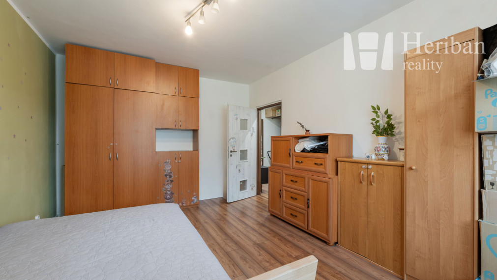 3-izb.byt s logiou,68m2, rekonštr,Orgovánová ul,Západ-Terasa