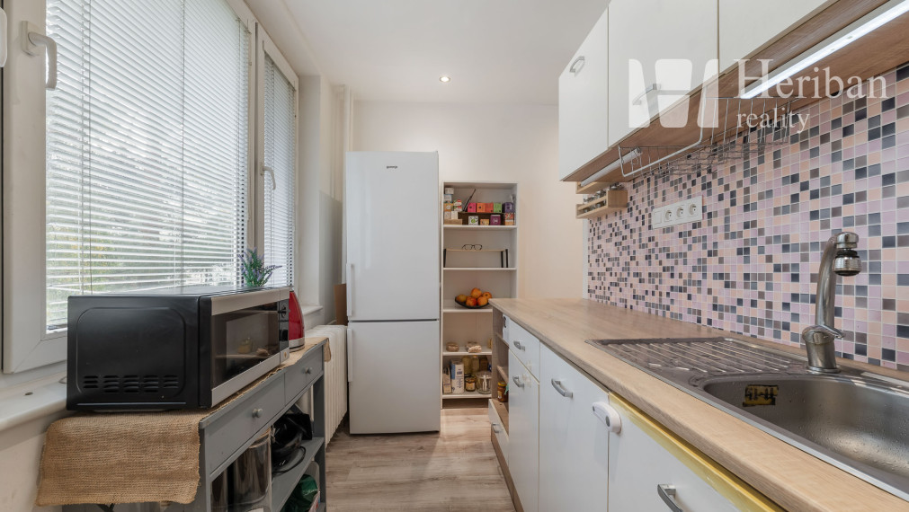 3-izb.byt s logiou,68m2, rekonštr,Orgovánová ul,Západ-Terasa